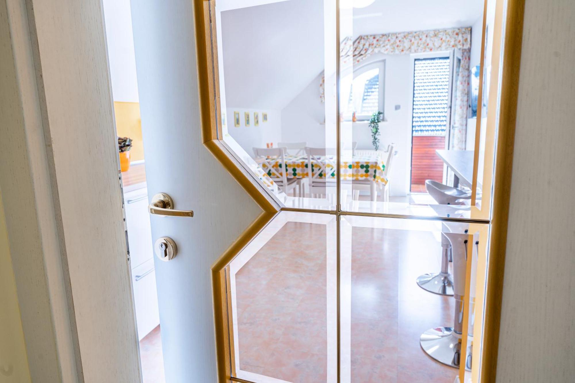 בגונג'ה נה גורנג'סקם Rooms Mocilnik מראה חיצוני תמונה